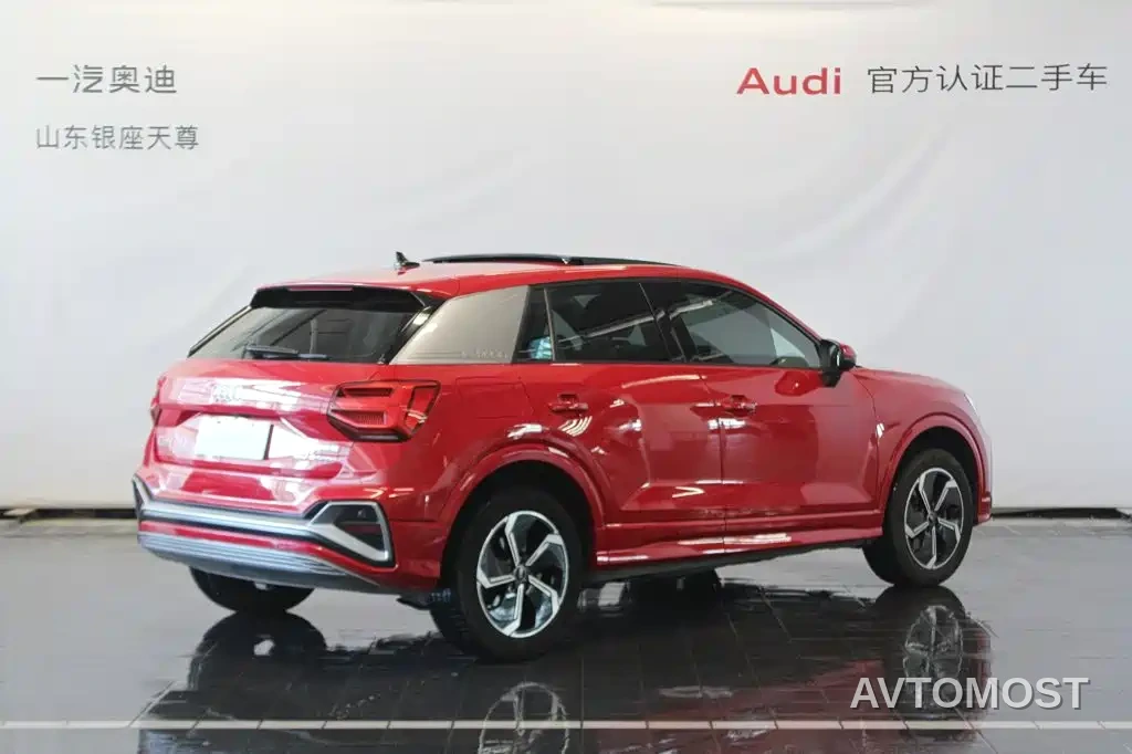 Audi Q2L e-tron 2022 Q2L e-tron Pure Electric Intelligent — фото 5