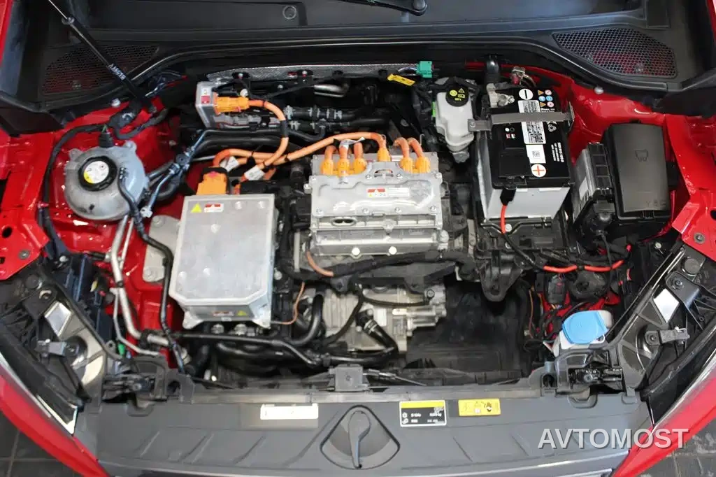 Audi Q2L e-tron 2022 Q2L e-tron Pure Electric Intelligent — фото 11