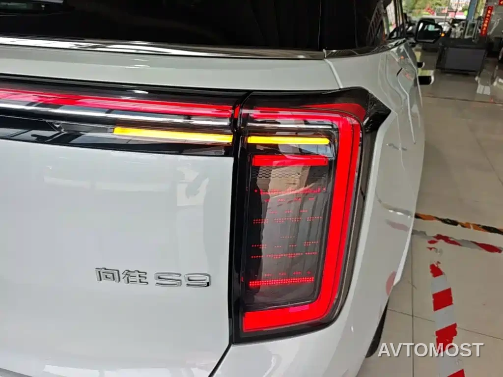 GAC Trumpchi Vision S9 2025 1.5T Hybrid Premium — фото 8
