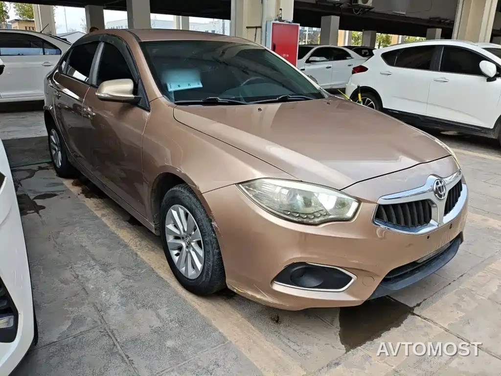 Zhonghua H530 2017 1.6L Automatic Comfort — фото 4
