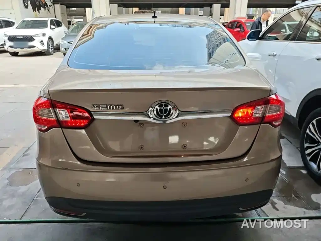 Zhonghua H530 2017 1.6L Automatic Comfort — фото 6