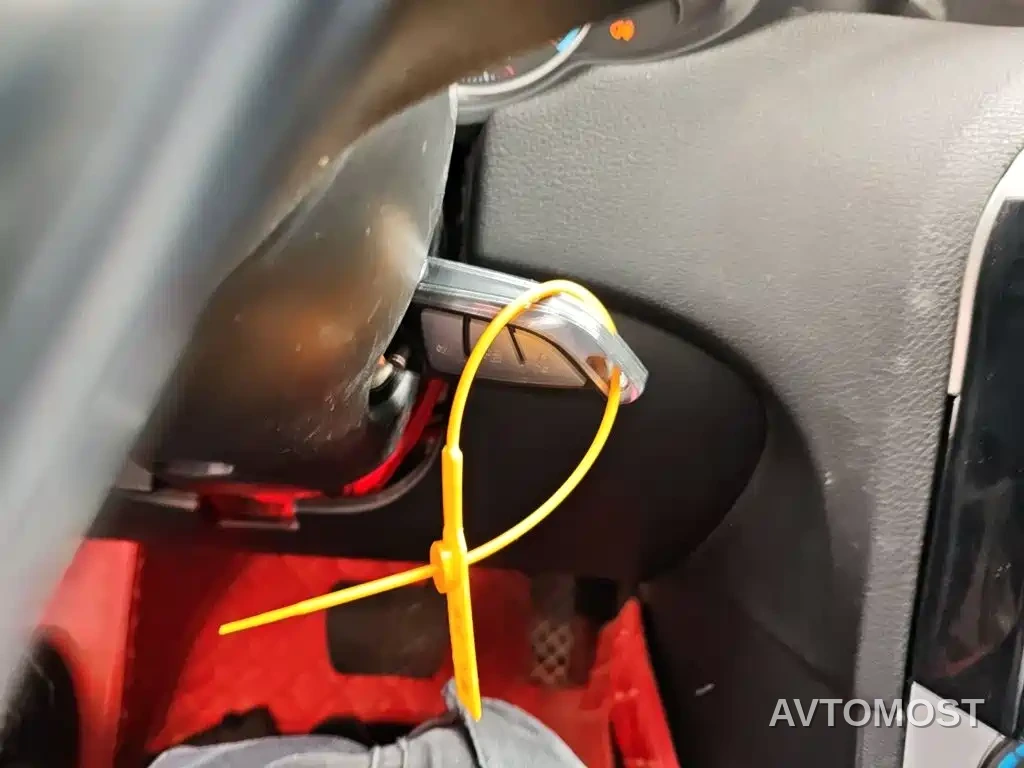 Zhonghua H530 2017 1.6L Automatic Comfort — фото 9