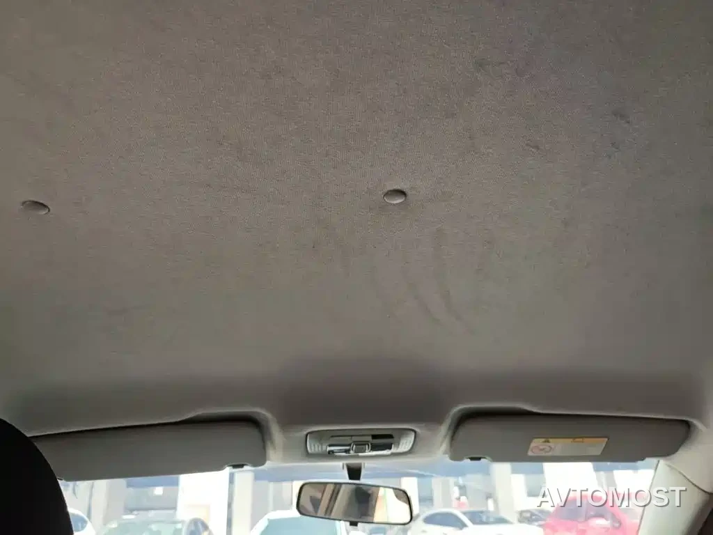 Zhonghua H530 2017 1.6L Automatic Comfort — фото 15