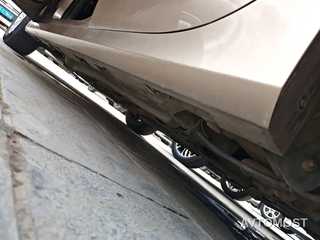 Zhonghua H530 2017 1.6L Automatic Comfort — фото 19