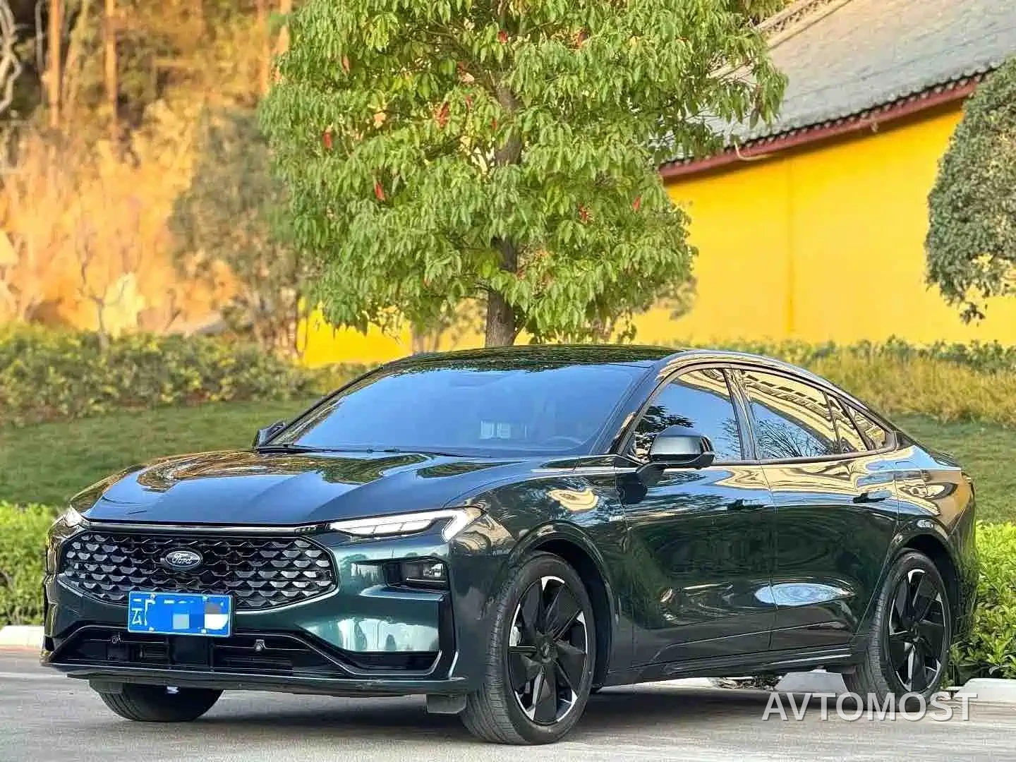 Ford Mondeo 2023 1.5T E-Hybrid ST-Line — фото 1