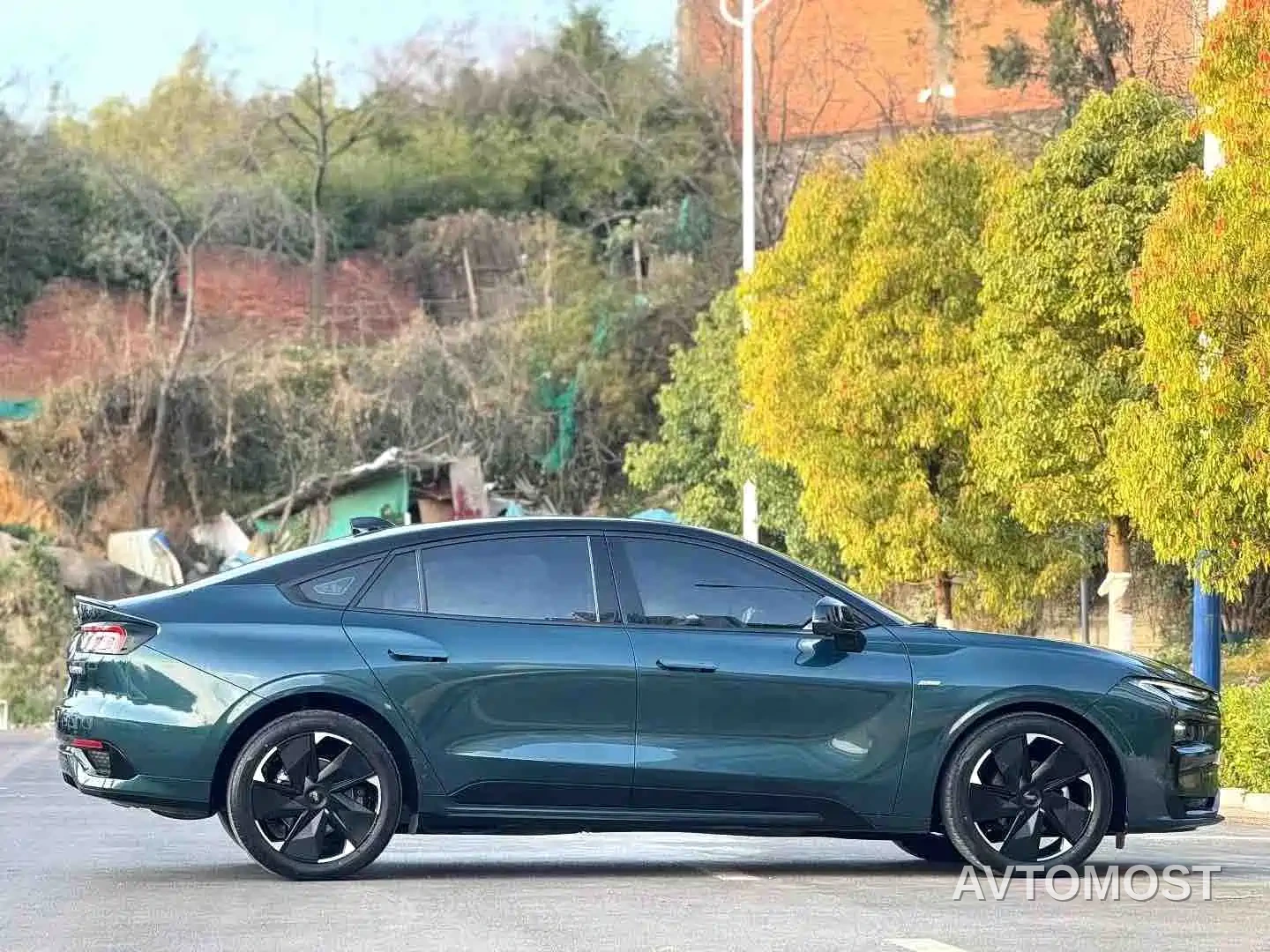 Ford Mondeo 2023 1.5T E-Hybrid ST-Line — фото 8