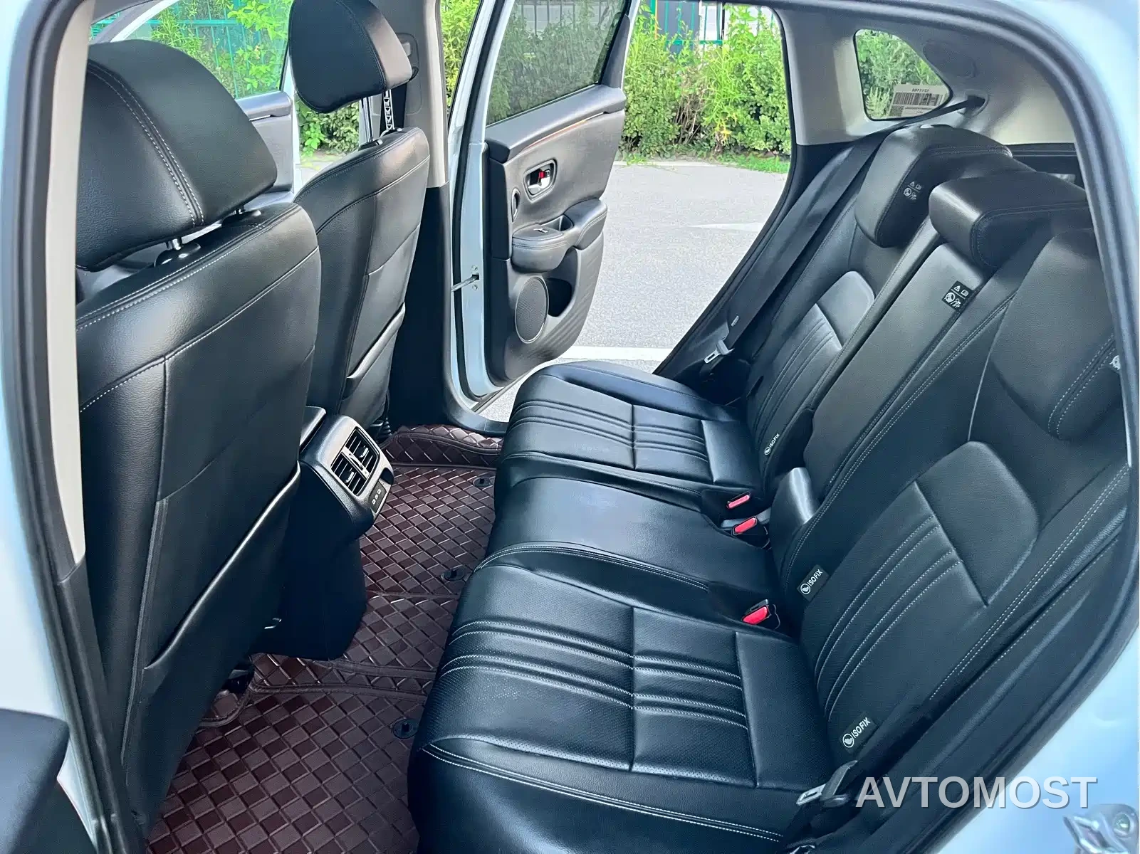 Honda HR-V 2023 2.0L e:HEV Thrilling Edition — фото 14