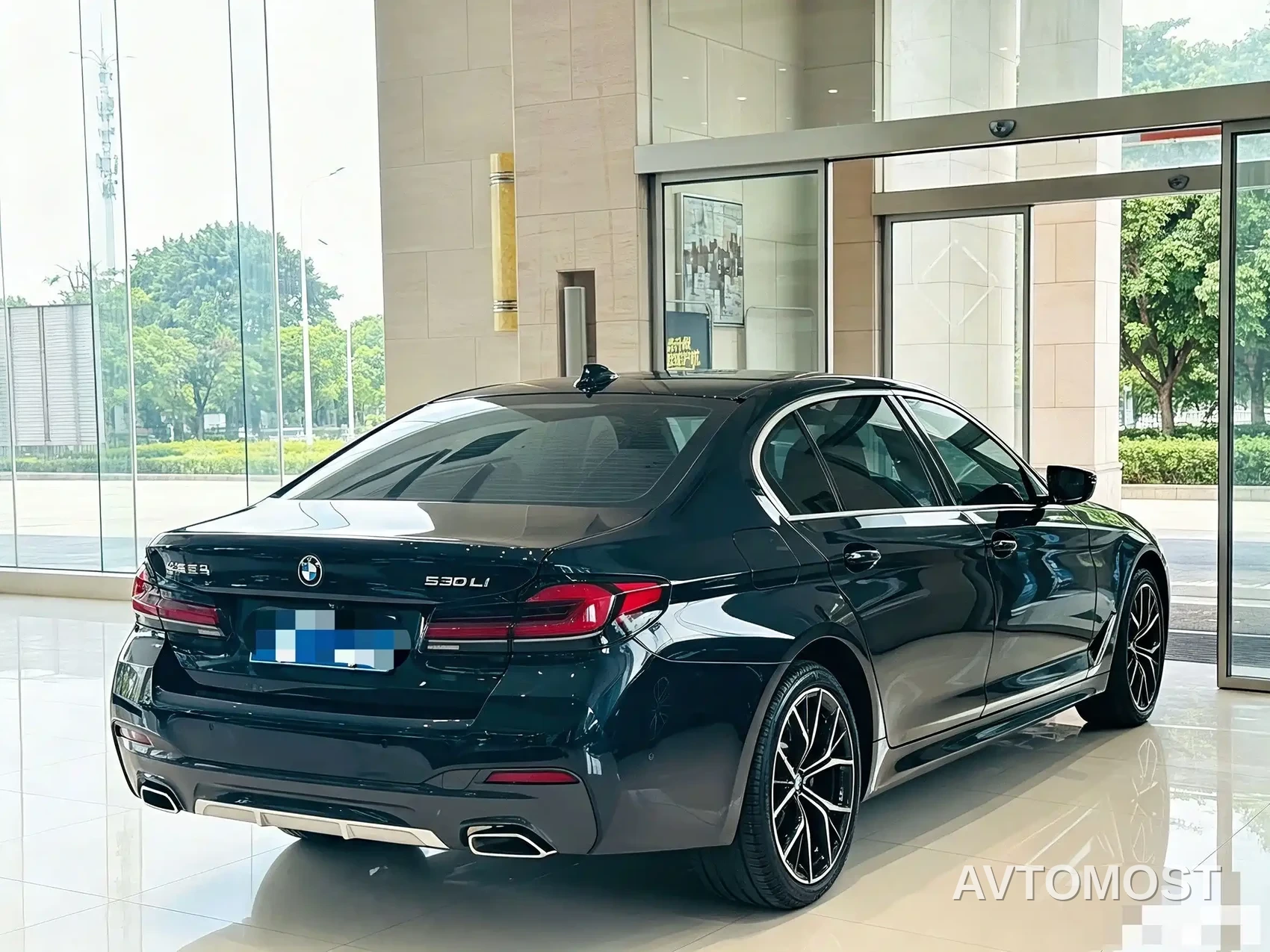 BMW 5 Series 2023 530Li Premium M Sport Package — фото 8