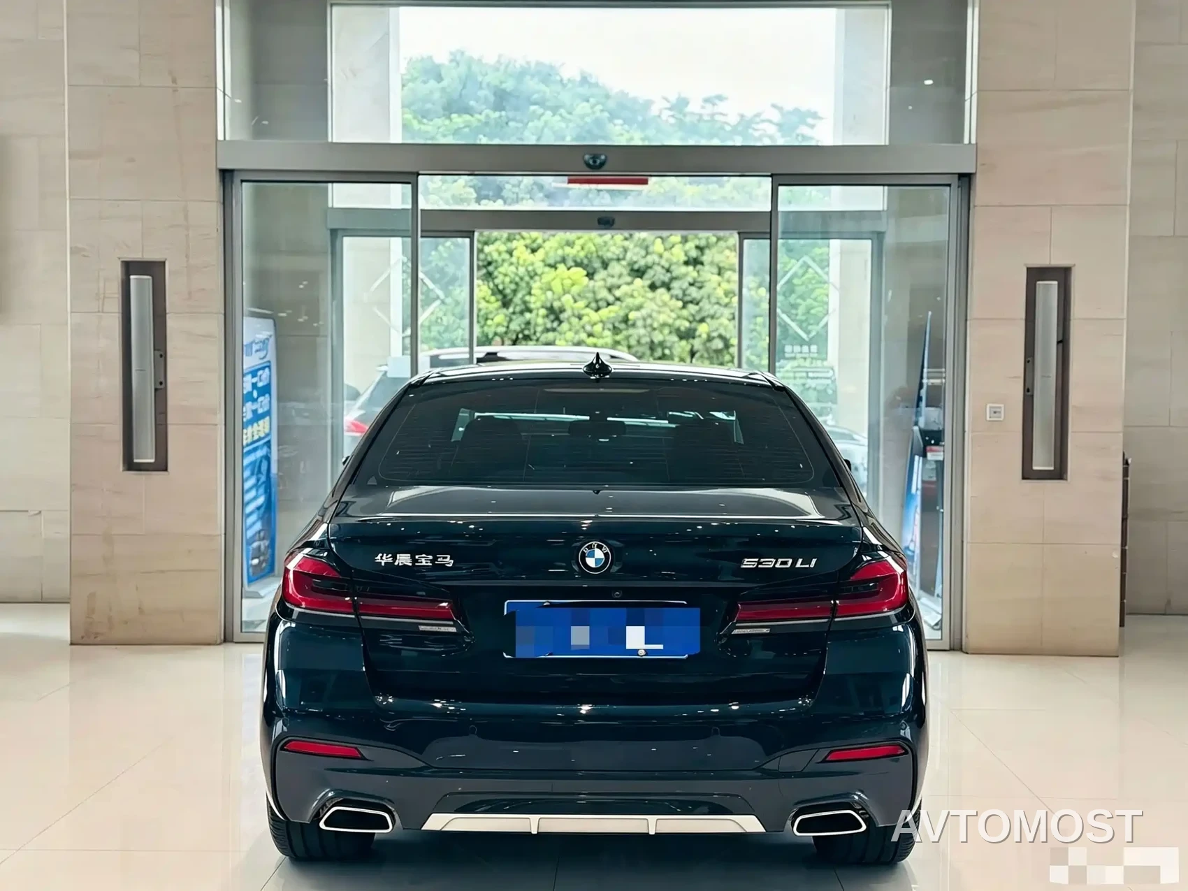 BMW 5 Series 2023 530Li Premium M Sport Package — фото 9