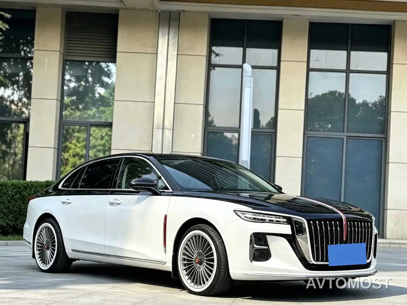 Hongqi H5 2024 1.5T DCT Smart Connect Flag Rhythm Edition — фото 3