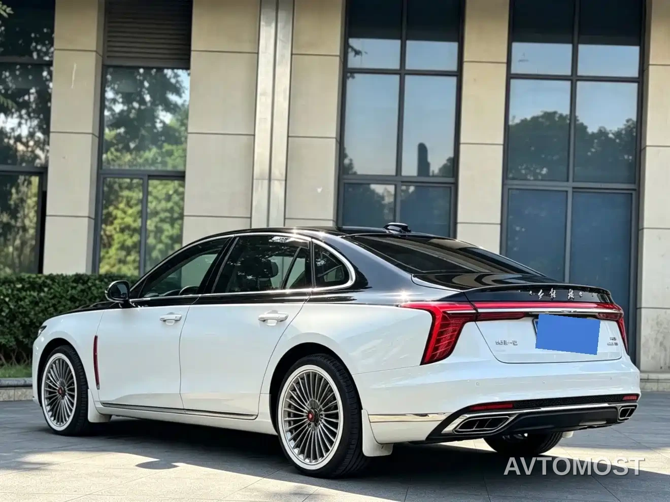 Hongqi H5 2024 1.5T DCT Smart Connect Flag Rhythm Edition — фото 4