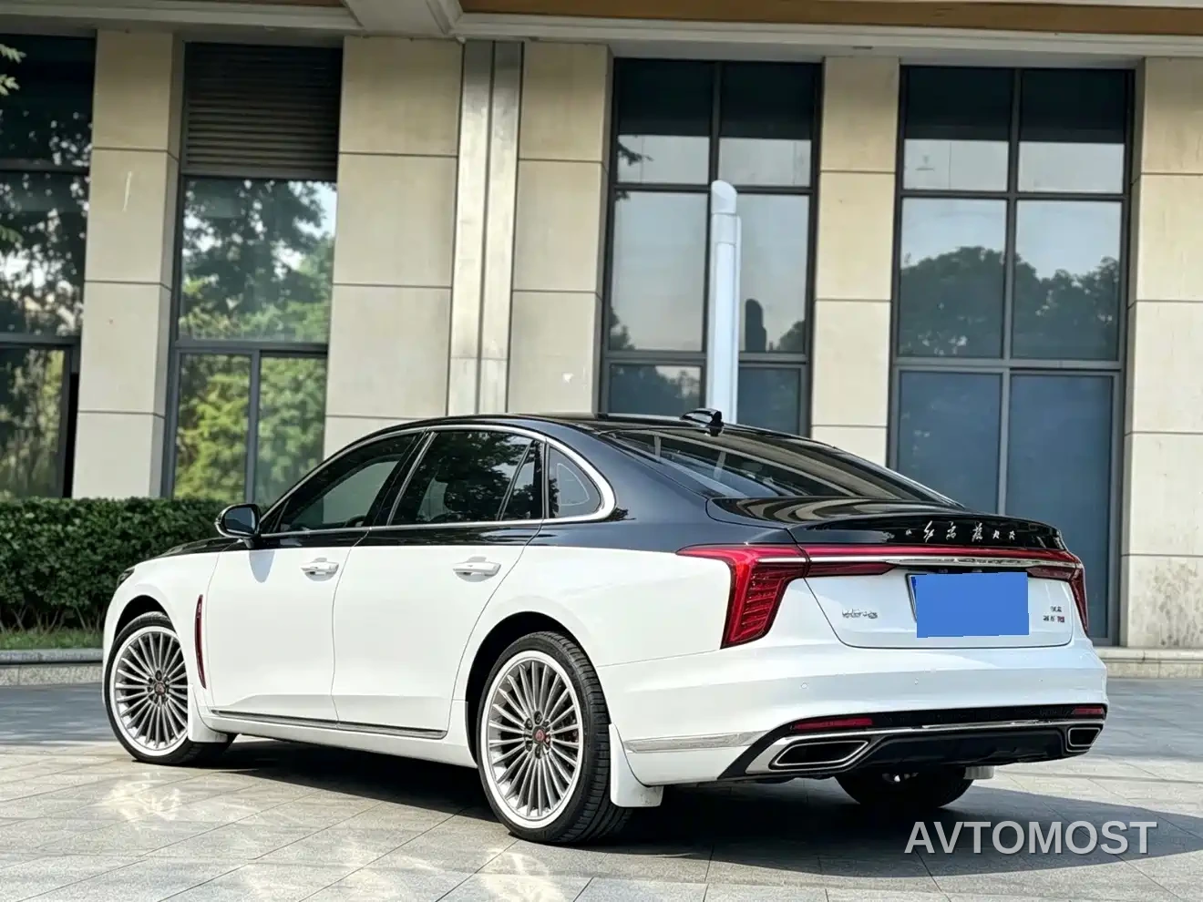 Hongqi H5 2024 1.5T DCT Smart Connect Flag Rhythm Edition — фото 6
