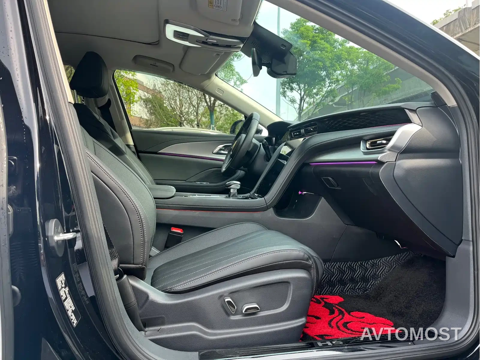 Hongqi H5 2024 1.5T DCT Smart Connect Flag Rhythm Edition — фото 10