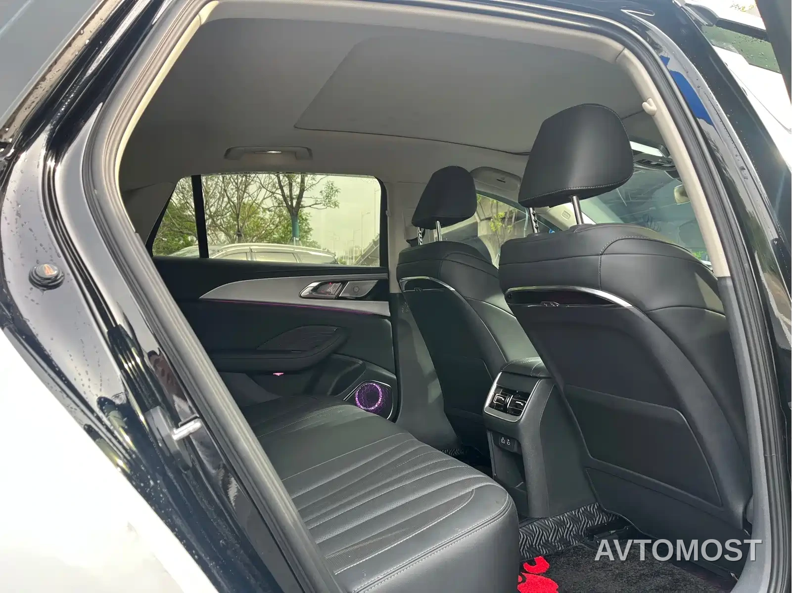 Hongqi H5 2024 1.5T DCT Smart Connect Flag Rhythm Edition — фото 11