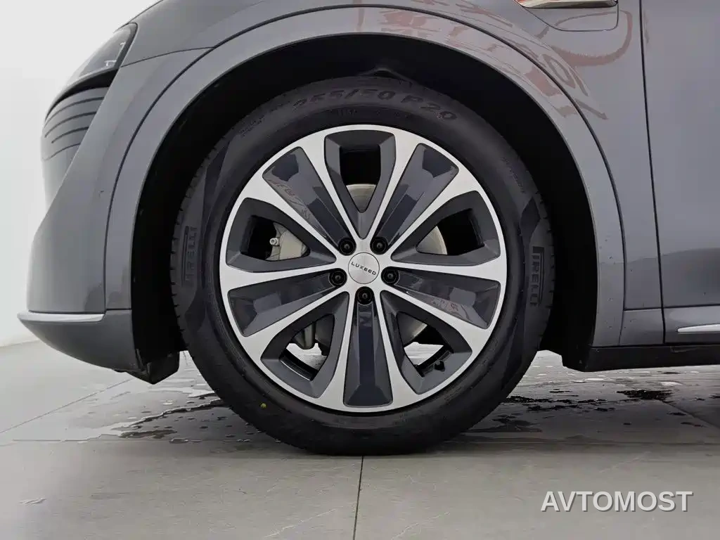 Zhijie Luxeed R7 2025 Extended Range 251km Pro — фото 15