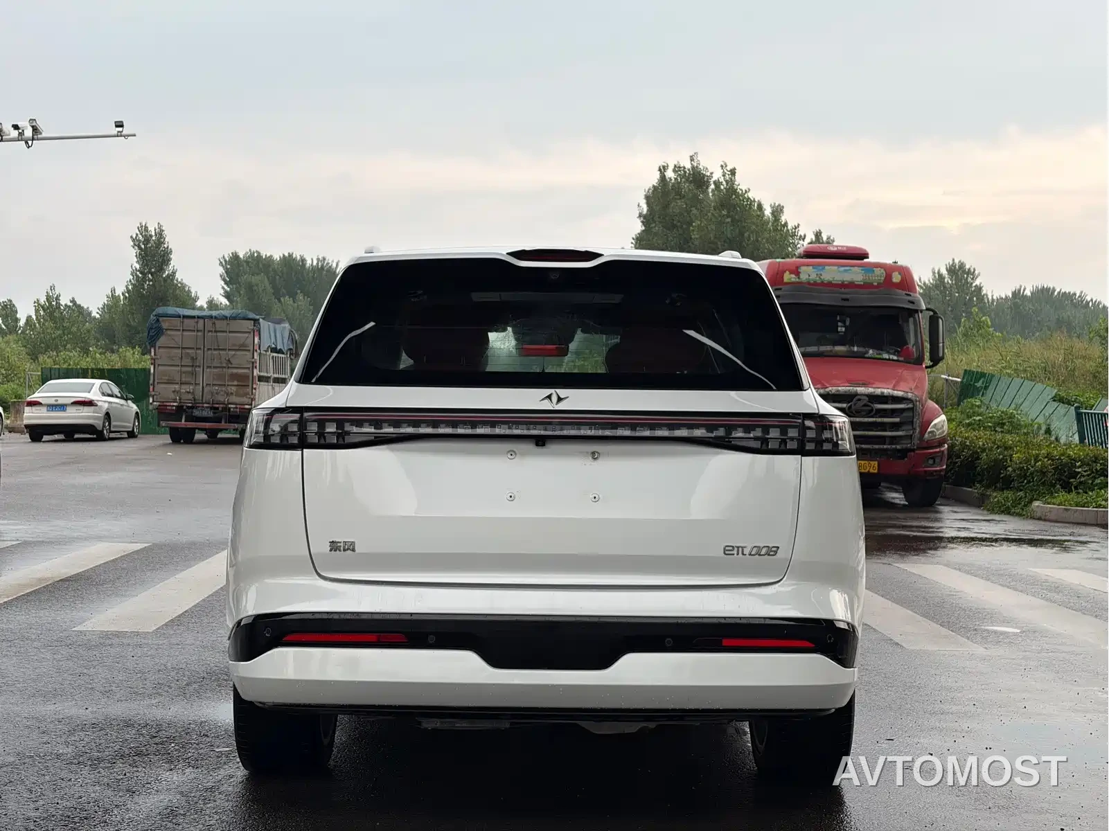 Dongfeng Yipai eπ008 2024 210Max Range Extender 6-Seater — фото 5