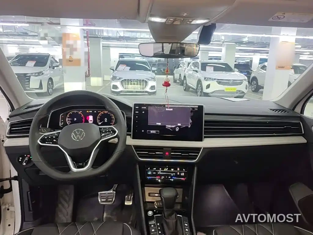 Volkswagen Tiguan L 2023 Facelift 380TSI Auto 4WD R-Line Cross Enjoy Edition 7-Seater — фото 4