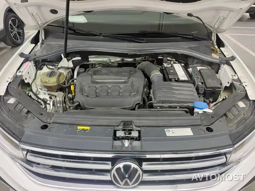 Volkswagen Tiguan L 2023 Facelift 380TSI Auto 4WD R-Line Cross Enjoy Edition 7-Seater — фото 10