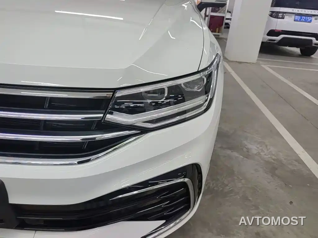 Volkswagen Tiguan L 2023 Facelift 380TSI Auto 4WD R-Line Cross Enjoy Edition 7-Seater — фото 14