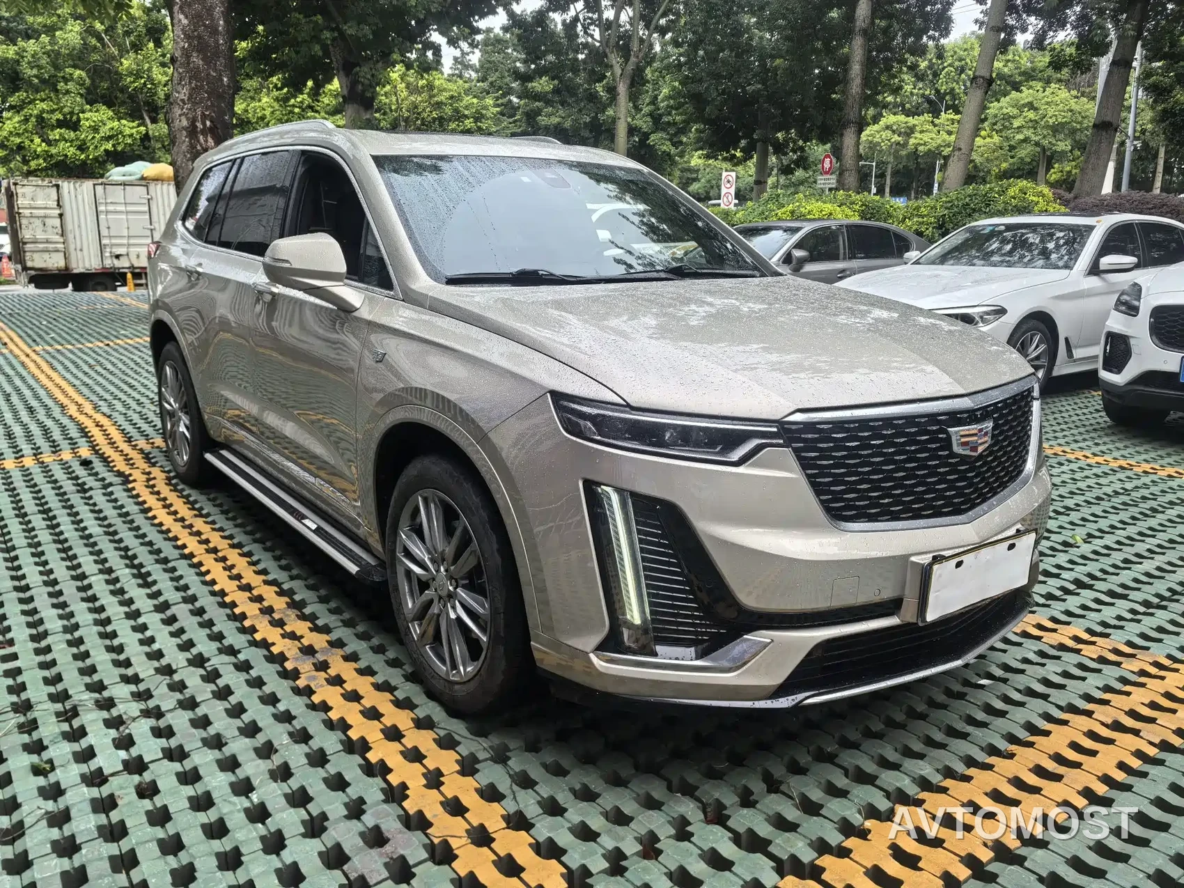 Cadillac XT6 2022 2.0T 7-Seater 4WD Luxury Edition — фото 2