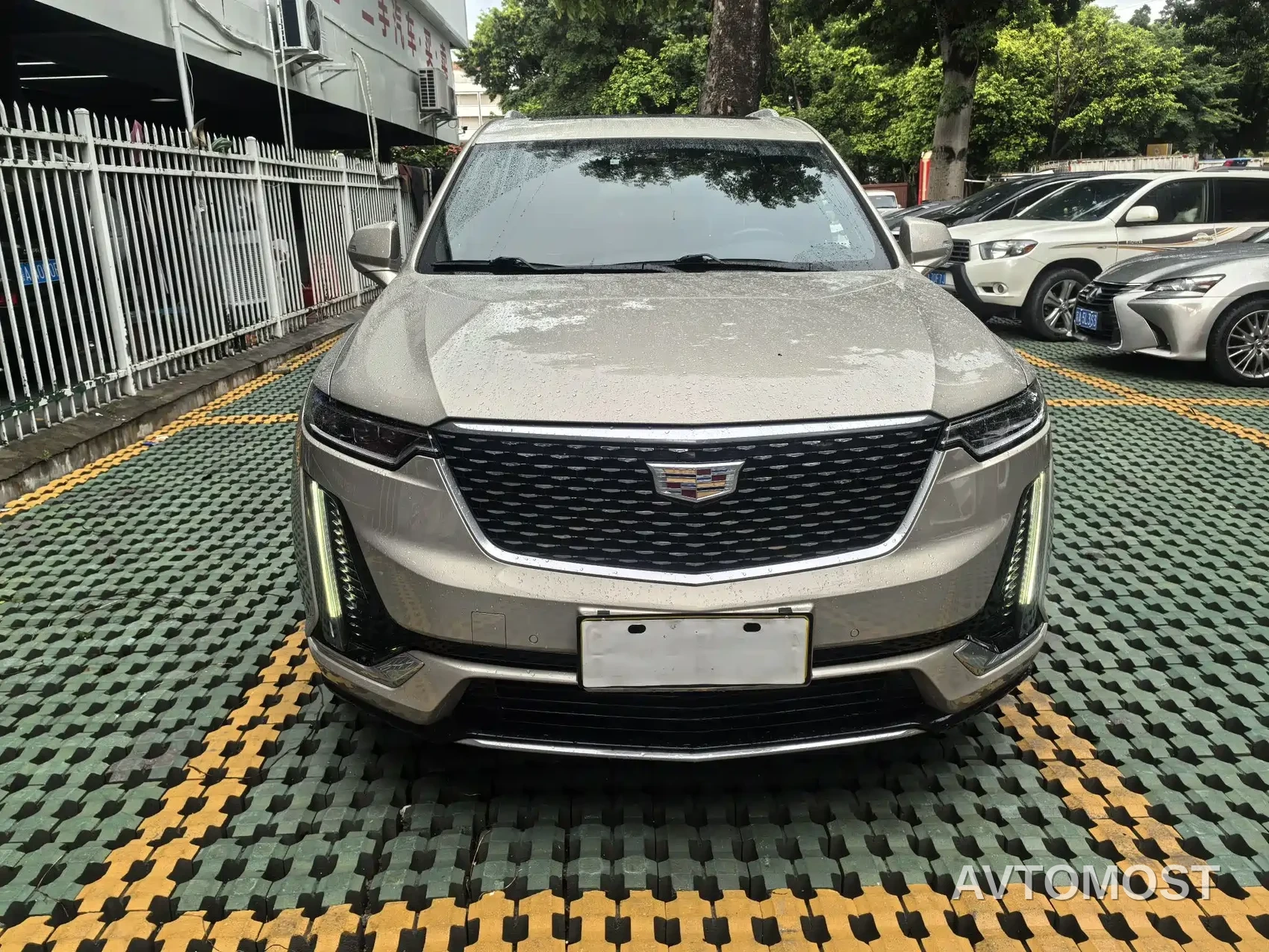 Cadillac XT6 2022 2.0T 7-Seater 4WD Luxury Edition — фото 3