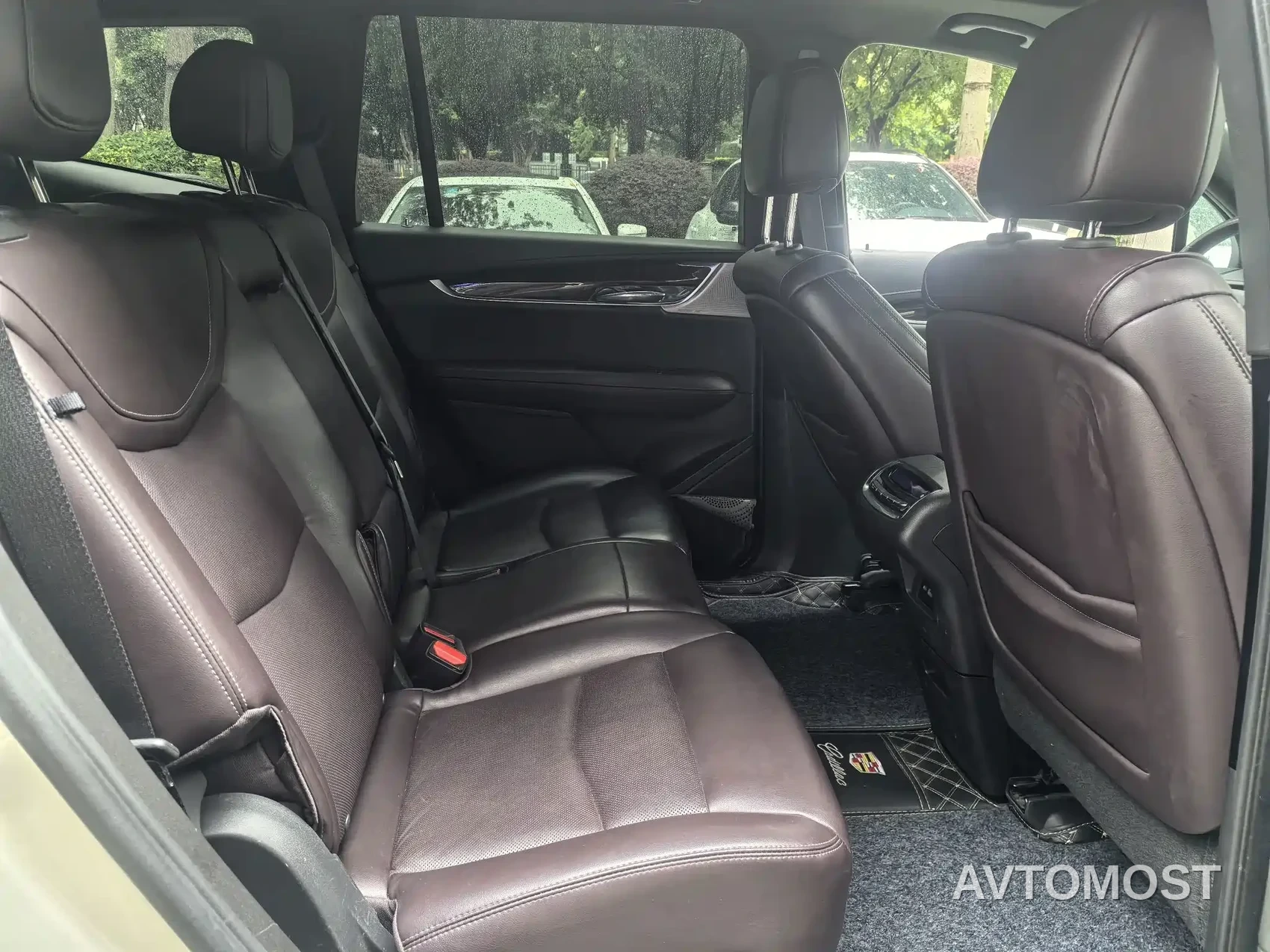 Cadillac XT6 2022 2.0T 7-Seater 4WD Luxury Edition — фото 8