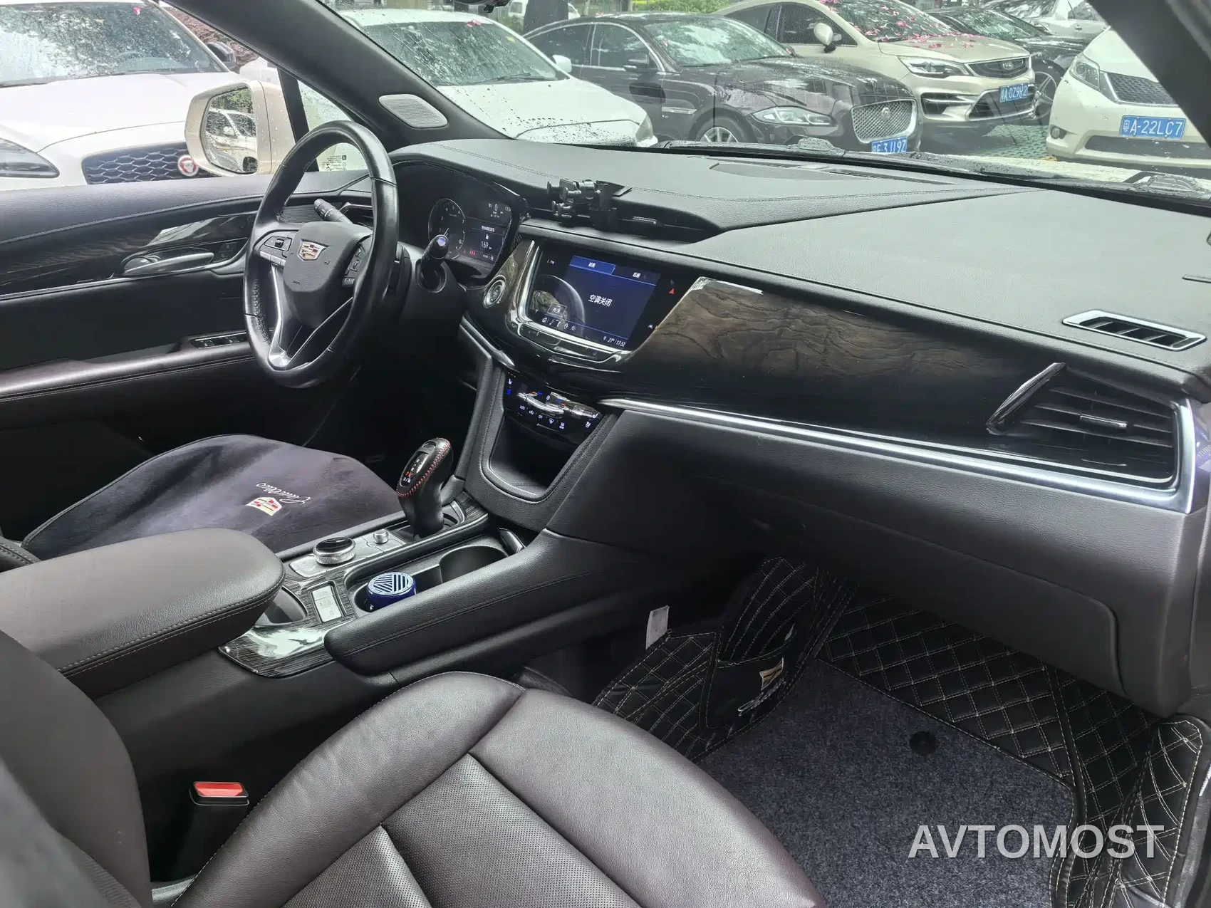 Cadillac XT6 2022 2.0T 7-Seater 4WD Luxury Edition — фото 9