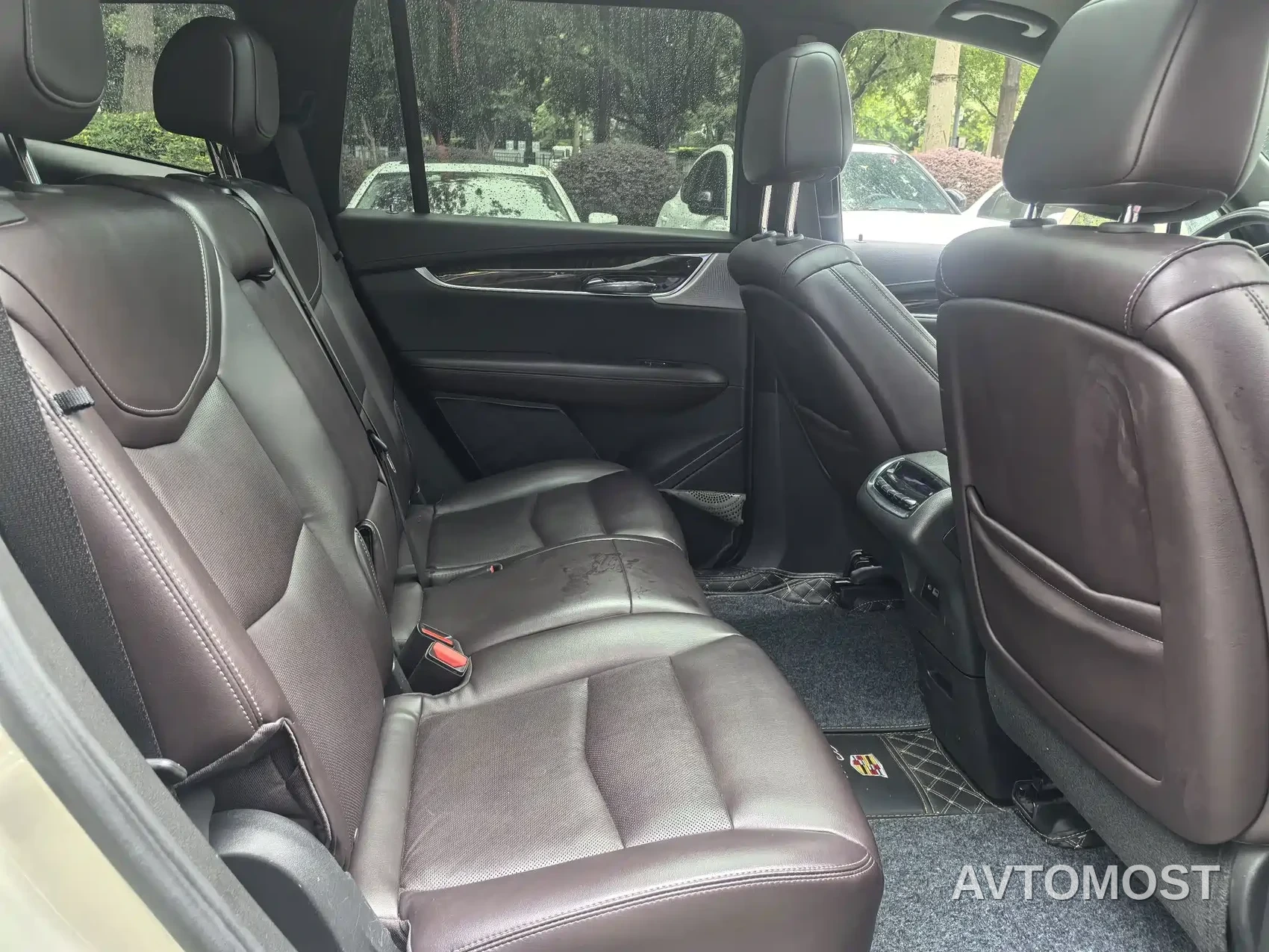 Cadillac XT6 2022 2.0T 7-Seater 4WD Luxury Edition — фото 13