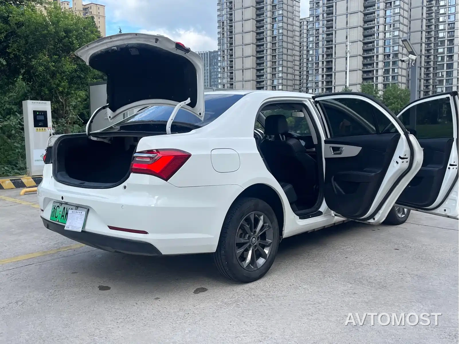 BYD Qin New Energy 2021 Mobility Edition — фото 15