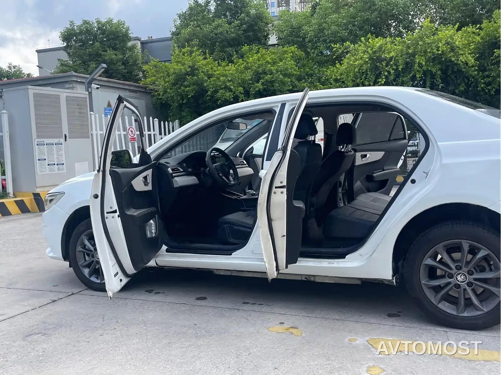 BYD Qin New Energy 2021 Mobility Edition — фото 18