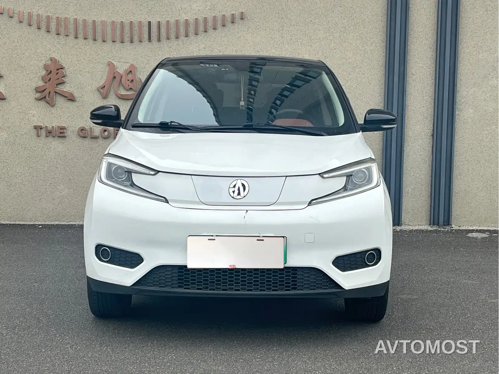 Electric House YOUNG Guang Xiaoxin 2021 L400 4-Seater — фото 2