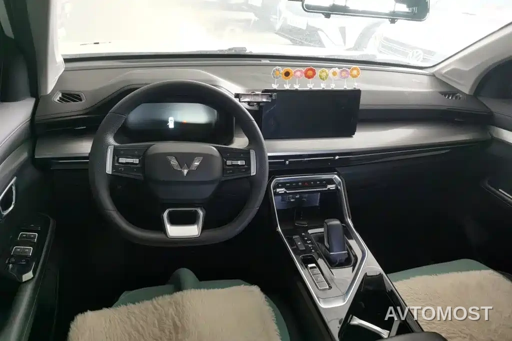 Wuling Xingchen 2022 2.0L DHT Electric Speed Edition — фото 7