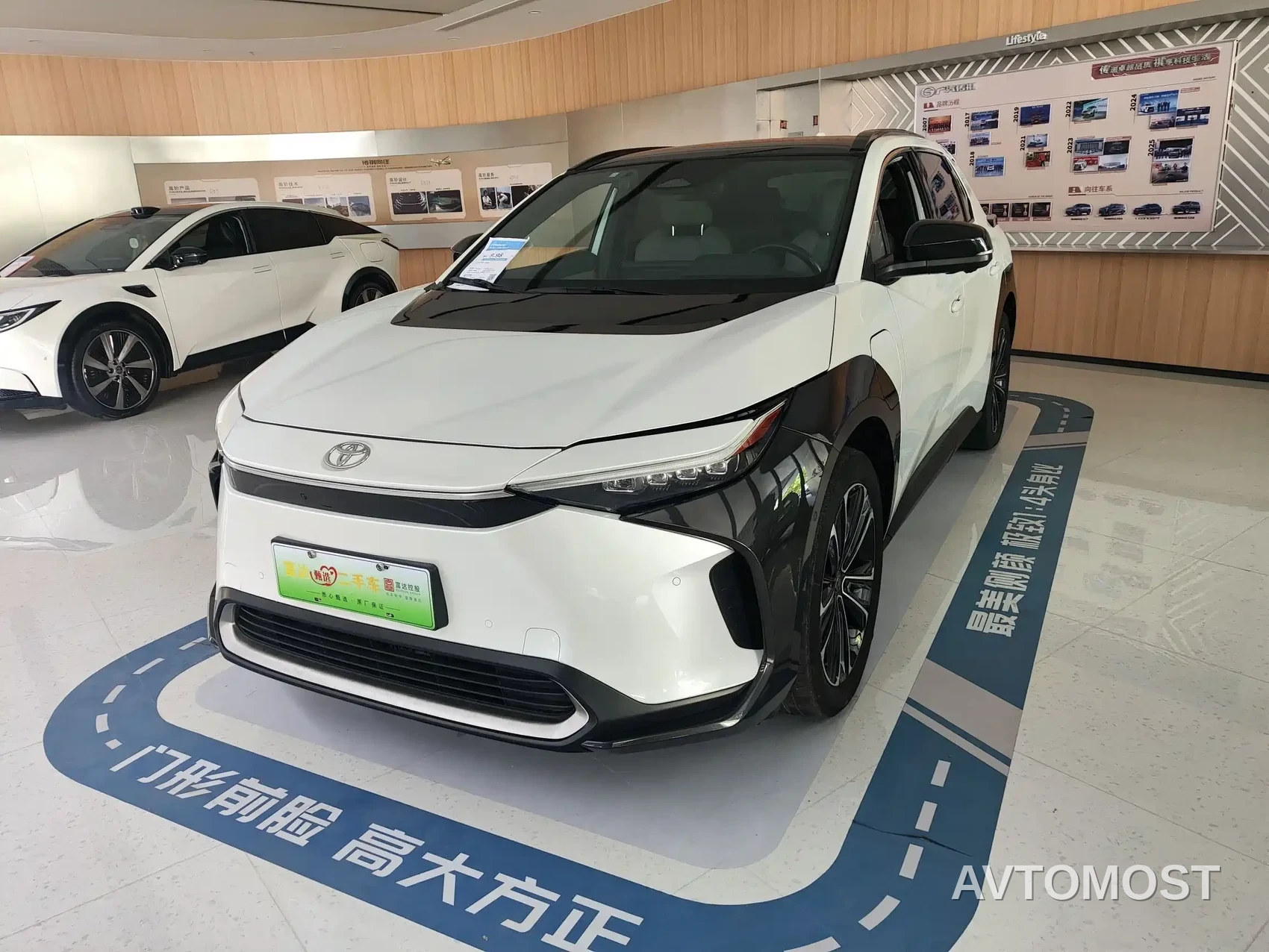 Toyota GAC Toyota bZ4X 2022 X-MODE 4WD Ultra — фото 1