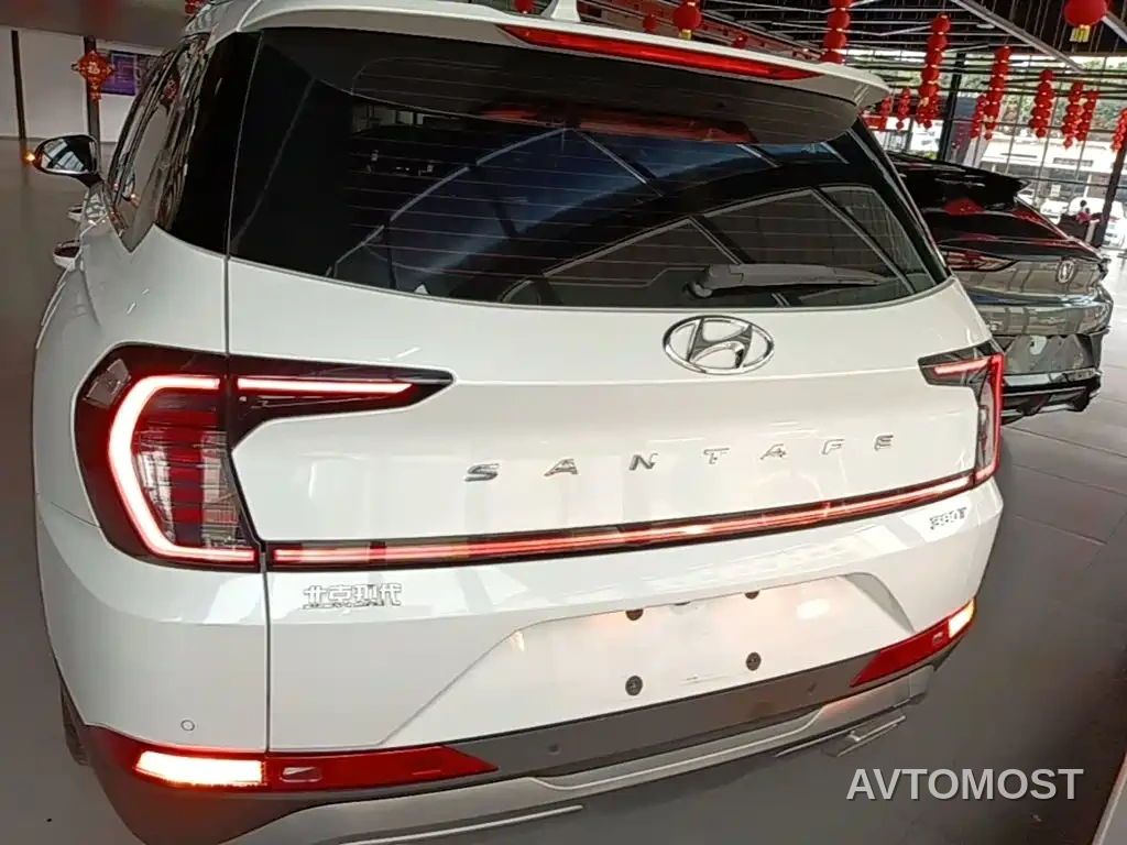 Hyundai Santa Fe 2023 Traveller 380T GDi Auto 2WD GLX Elite Edition — фото 2