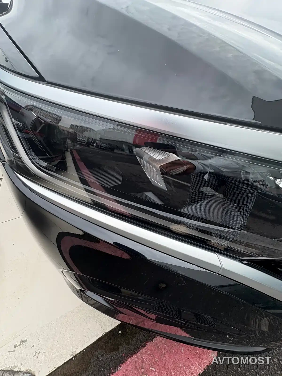 Volkswagen Passat 2023 330TSI Elite Edition — фото 4