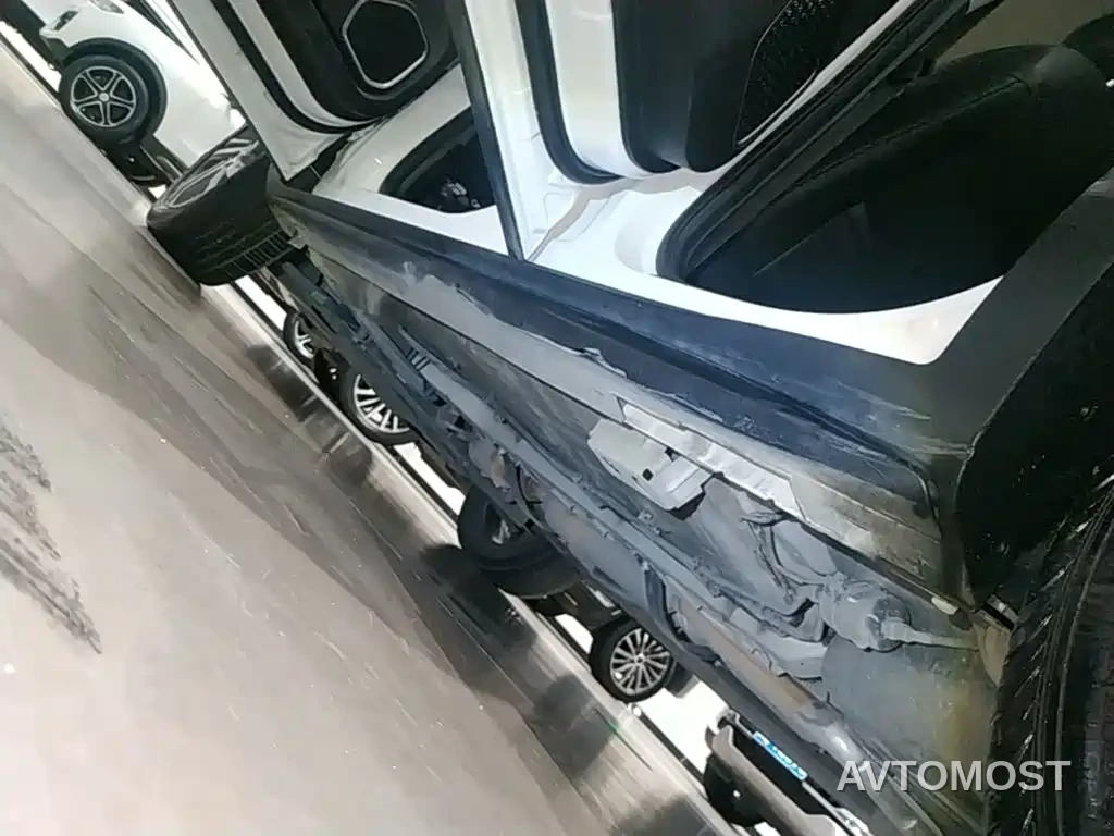 Geely Binyue 2021 1.4T DCT Diamond Edition — фото 21
