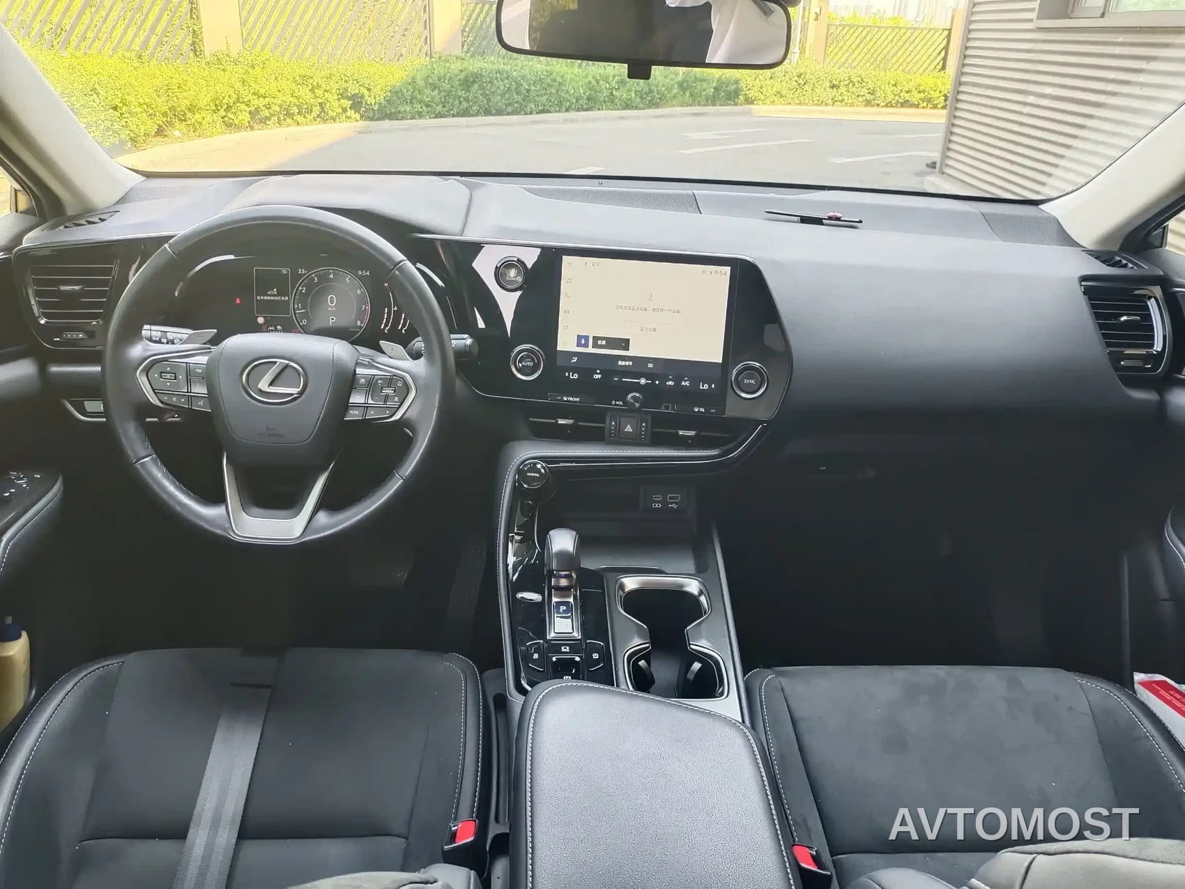 Lexus NX 2022 260 FWD Innovation Edition — фото 4