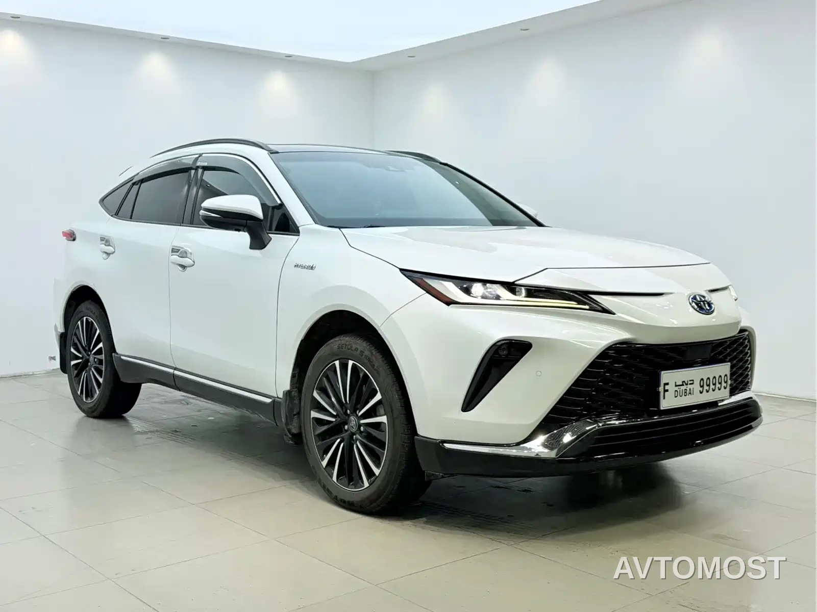 Toyota Venza 2022 Dual Engine 2.5L CVT 2WD Premium — фото 3