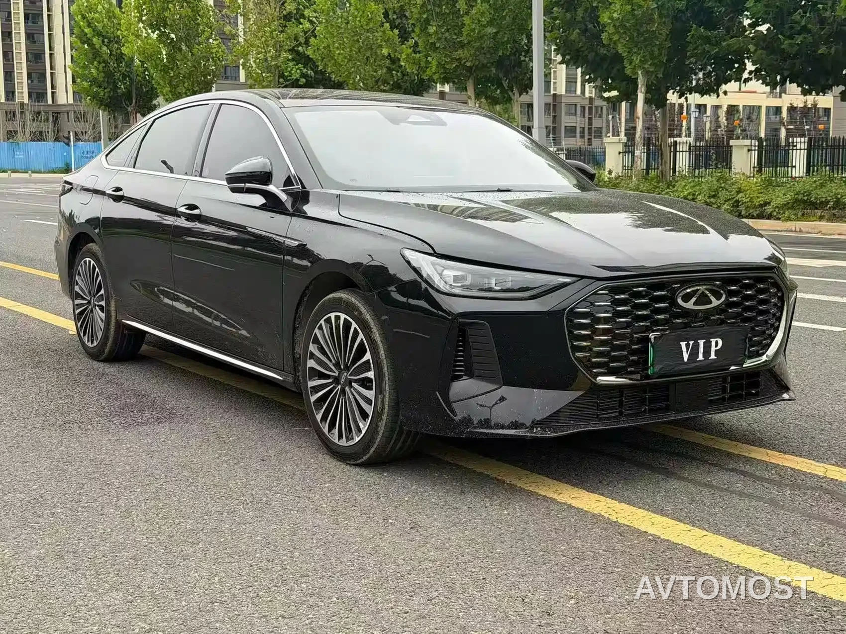 Chery Fengyun A8L 2025 1.5TGDI 145km Luxury — фото 1