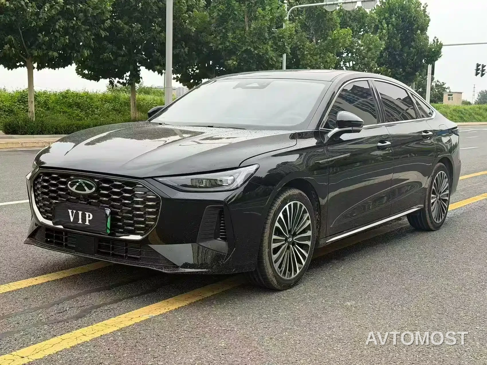 Chery Fengyun A8L 2025 1.5TGDI 145km Luxury — фото 3