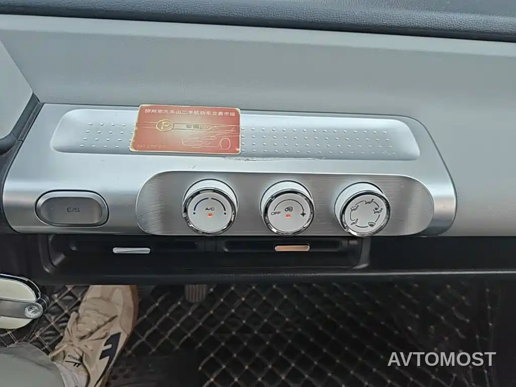 Wuling Air ev 2023 Model 2-Seater Standard Edition — фото 12