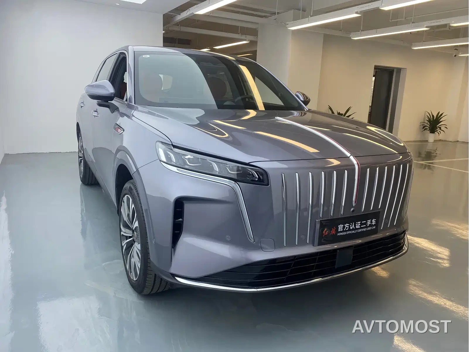 Hongqi HS6 PHEV 2025 High-end Model — фото 3