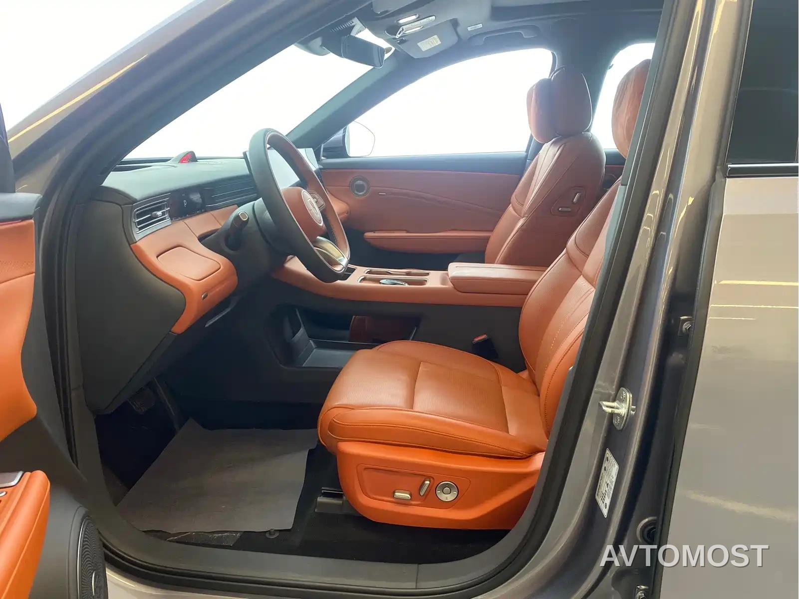 Hongqi HS6 PHEV 2025 High-end Model — фото 6