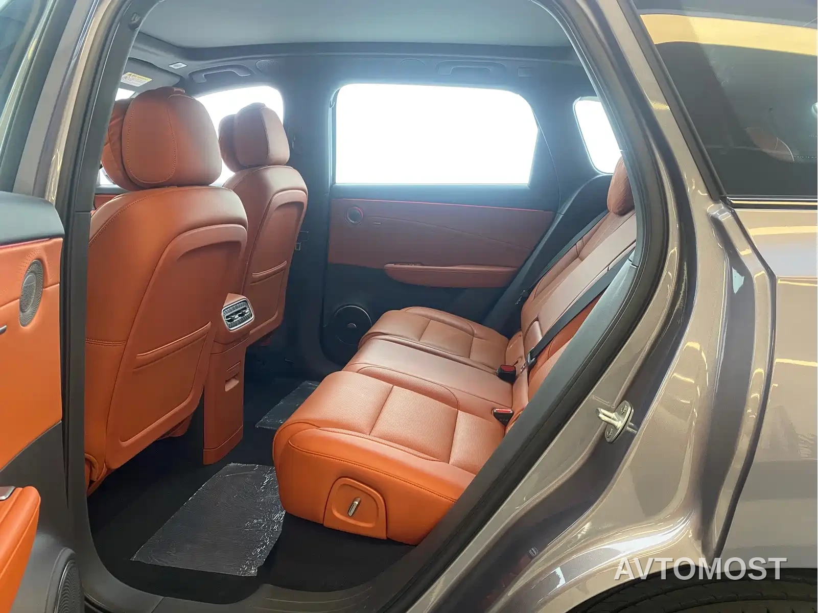 Hongqi HS6 PHEV 2025 High-end Model — фото 7