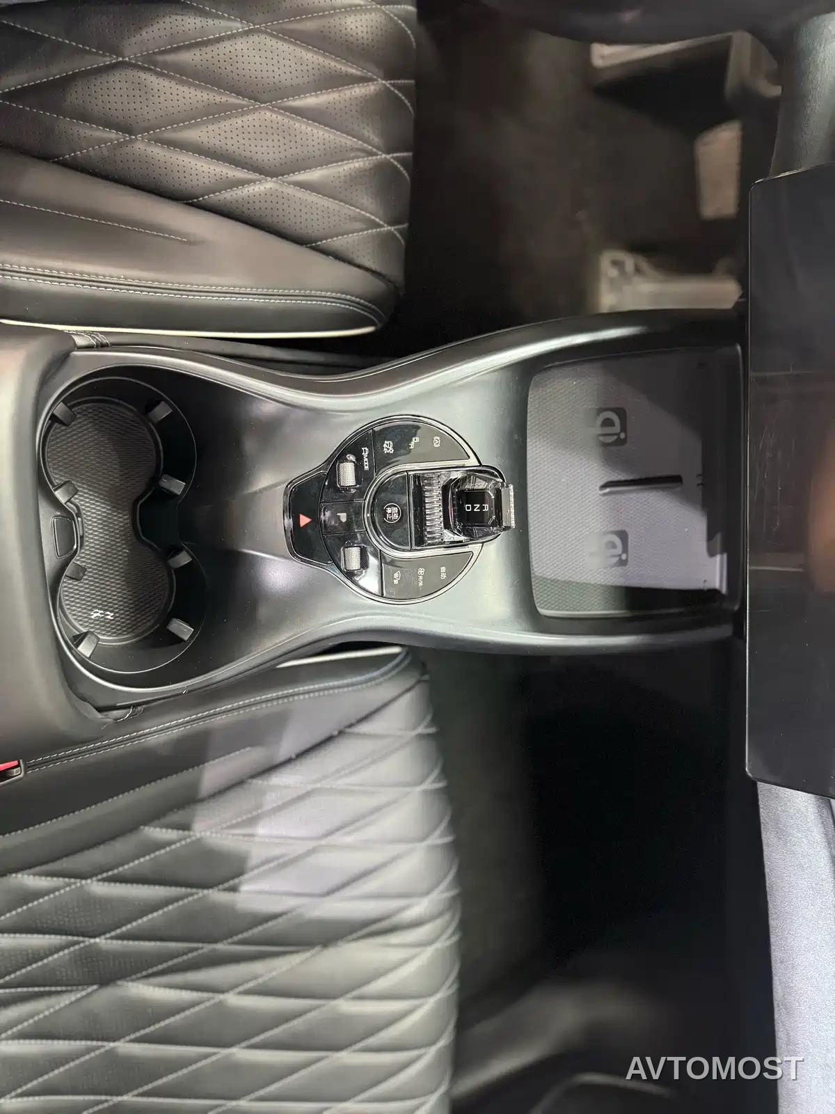BYD Seal 2023 Champion Edition 550km Elite — фото 9
