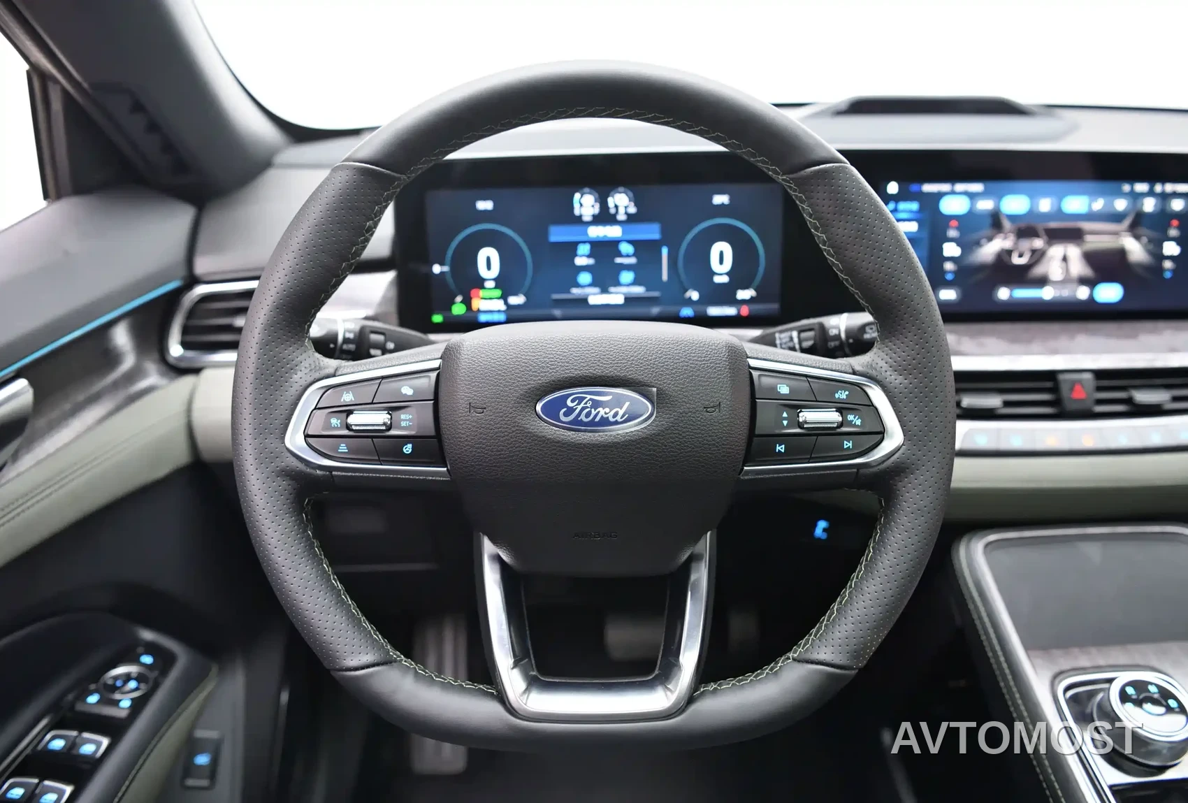 Ford Lingyu New Energy 2025 Model Premium Edition — фото 12