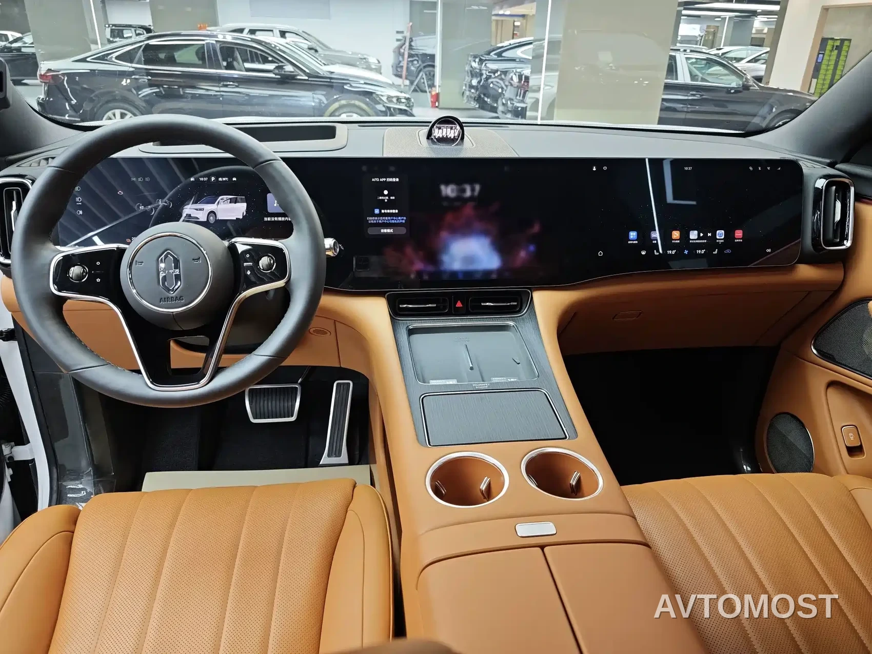 AITO M8 2025 Range Extender Max+ Edition 53.4kWh 5-seater — фото 7