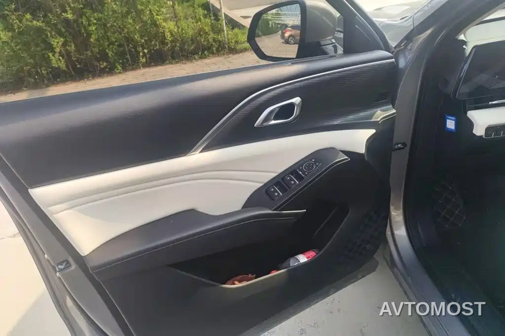 Haval Xiaolong MAX 2023 1.5L Hi4 105 4WD Pilot Edition — фото 7