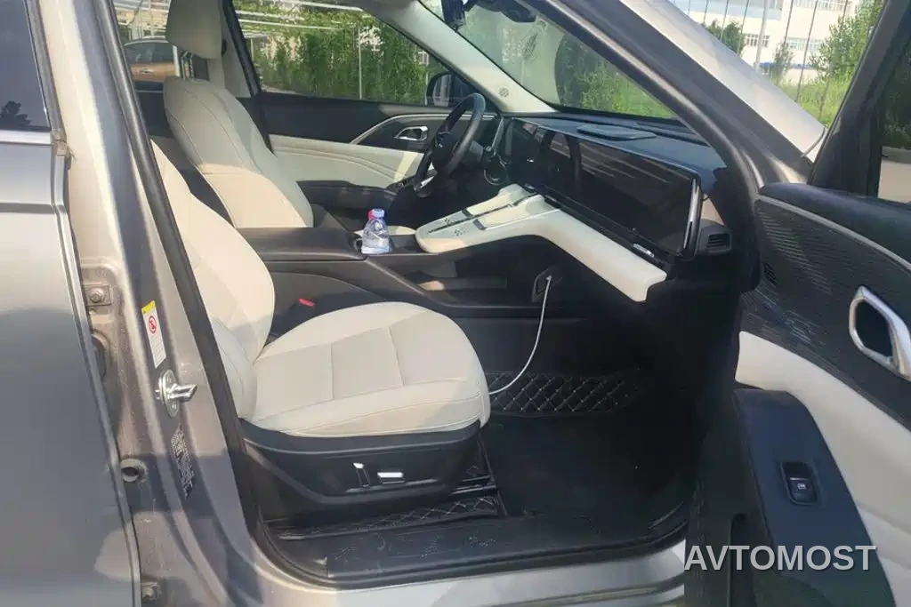 Haval Xiaolong MAX 2023 1.5L Hi4 105 4WD Pilot Edition — фото 8
