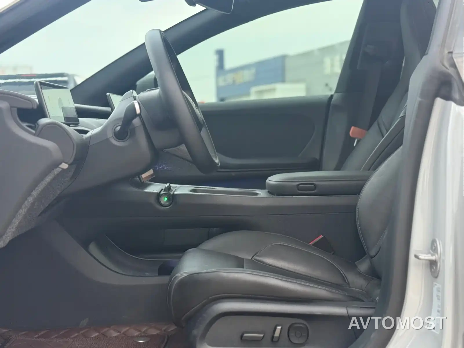 NIO ET5T 2023 Model 75kWh Touring — фото 4